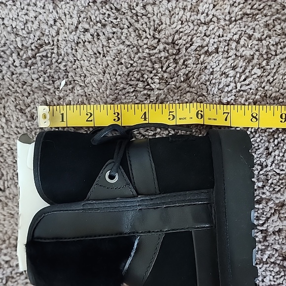 UGG black short classic boot leopard lining bow in back-5 - Picture 13 of 13